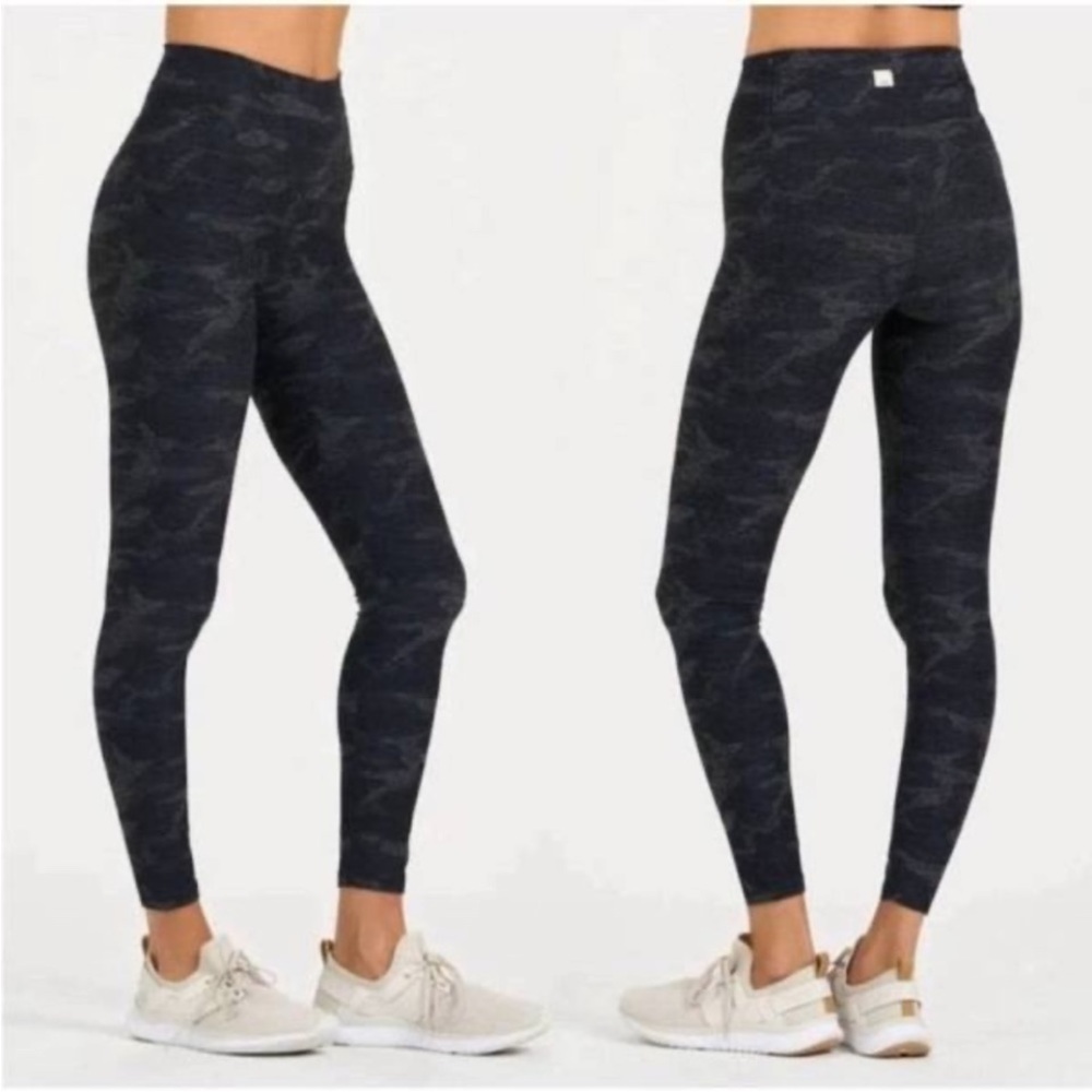 Vuori Black Camo Leggings
